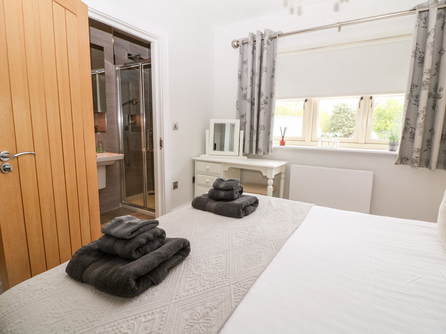 4 bedrooms, free WiFi, individually decorated, individually furnished