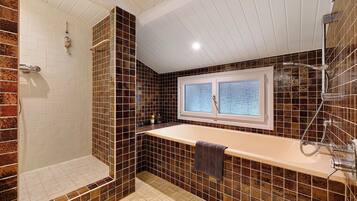 Shower, towels
