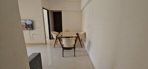 Dining - e Thane near Mumbai, Navi Mumbai Luxury community. (Thane)