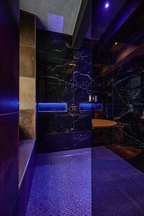 더블룸, 발코니, 시내 전망 | 욕실