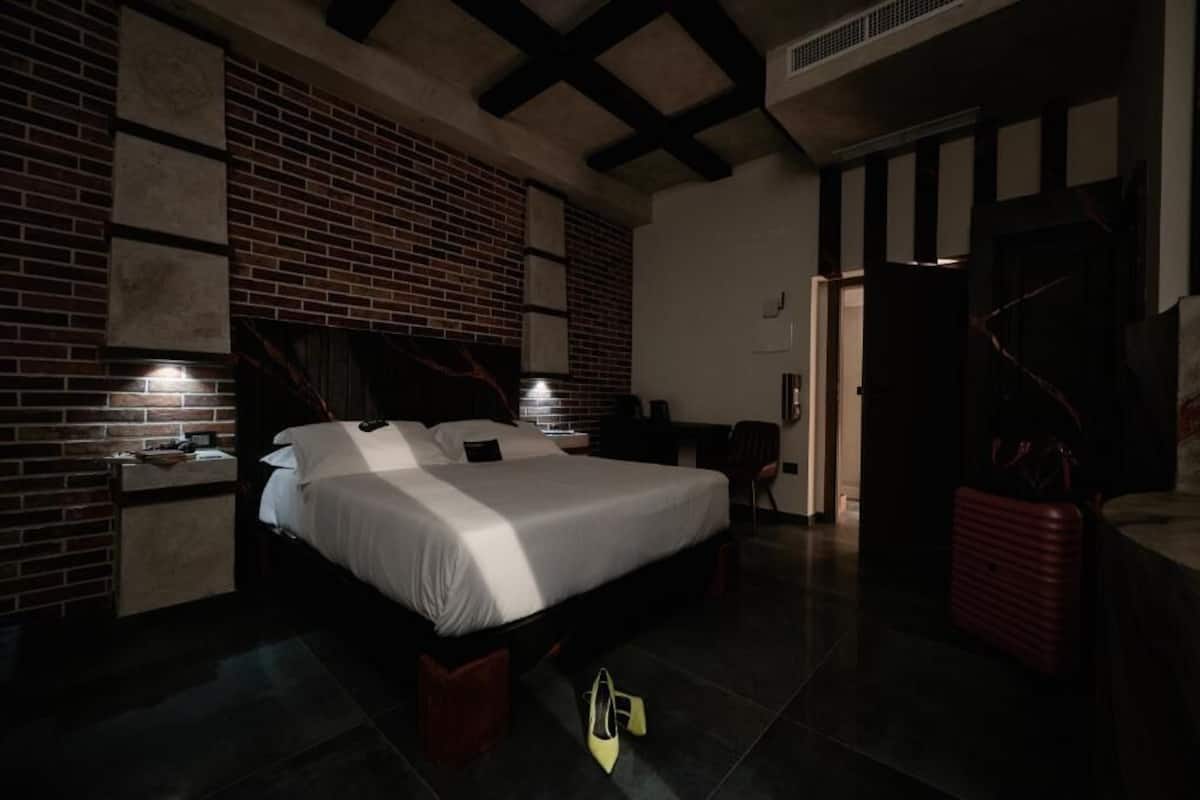 Dubbelrum - balkong - utsikt mot staden