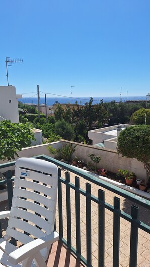 Terrace/patio - Dépendance la casetta, cozy studio apartment just 200 meters from the sea (Santa Cesarea Terme)
