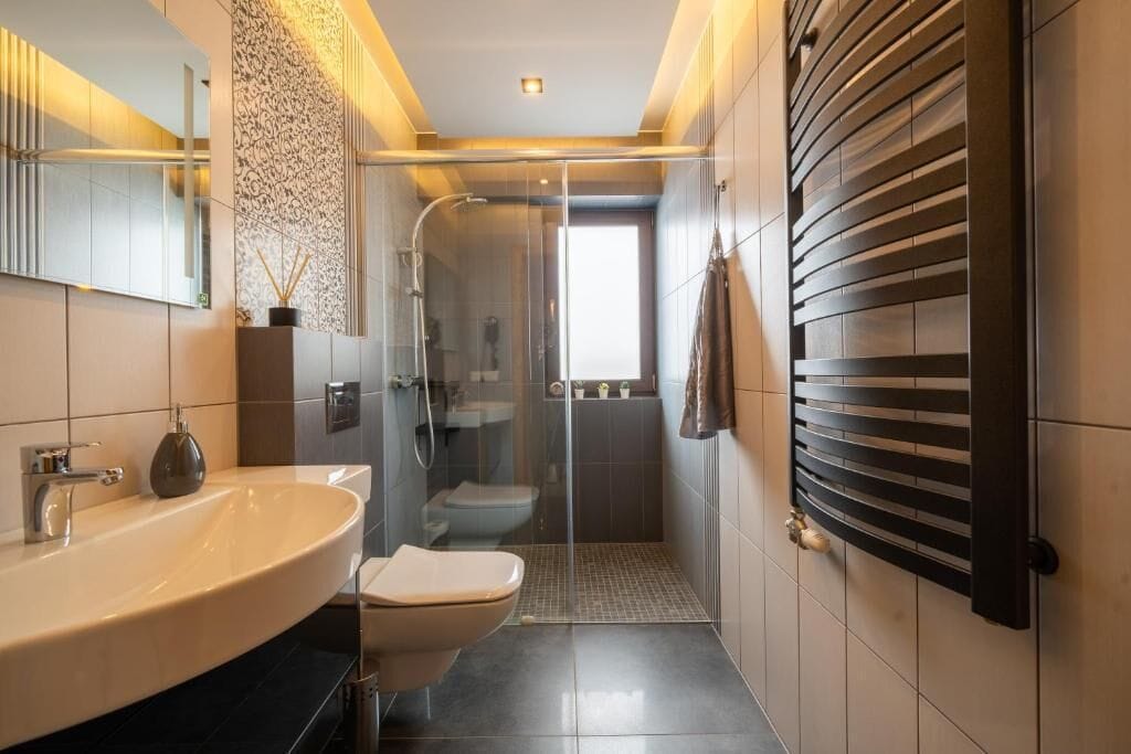 Apartament, 1 dormitori, balcó | Bany | Assecador de cabells, tovalloles i paper higiènic 