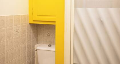 House 80m² Rochefort : Cure, Family, Telecommuting, Wifi 7 & Free parking.