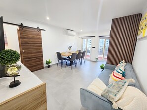 リビング エリア