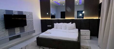 Luxury Apartment, Balcony, City View | Free WiFi