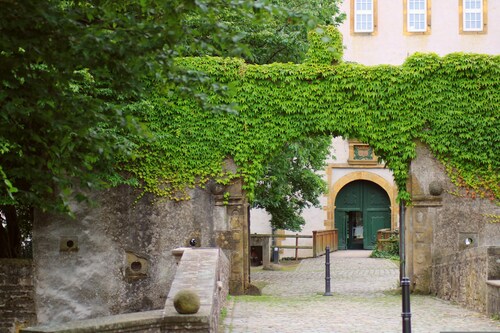 Ferienwohnung „Schöne 100m² Ferien“ mit privater Terrasse, Gemeinschaftsgarten & WLAN
