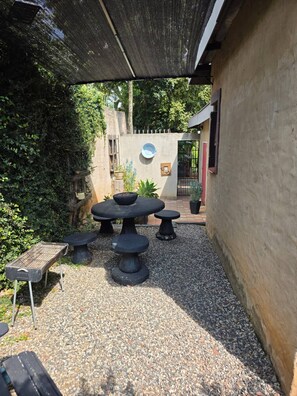 House, 1 Bedroom, Accessible, Smoking | Outdoor dining - Charming Self Catering Unit in Pretoria Pet-friendly Retreat (Pretoria)