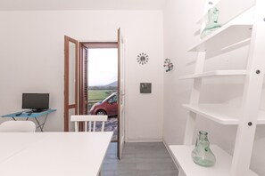 Interior - Holiday Home 'Turchese' with Sea View (Posada)