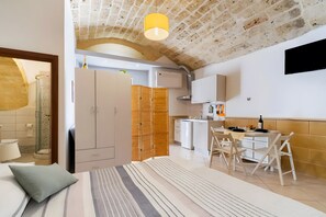 Imagen sin descripción, 5 de 18, botón