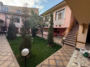 Property grounds - Siyob Hotel & Hostel (Samarkand)