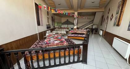 Siyob Hotel & Hostel