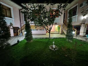 Terrace/patio - Siyob Hotel & Hostel (Samarkand)
