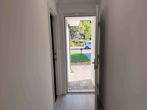 Interior - Mandurah escape with an ensuite in each room! (Lakelands)
