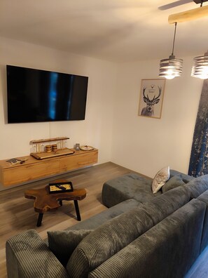 Living area - Vacation apartment Kampic "Forest Suite" (Rottweil)