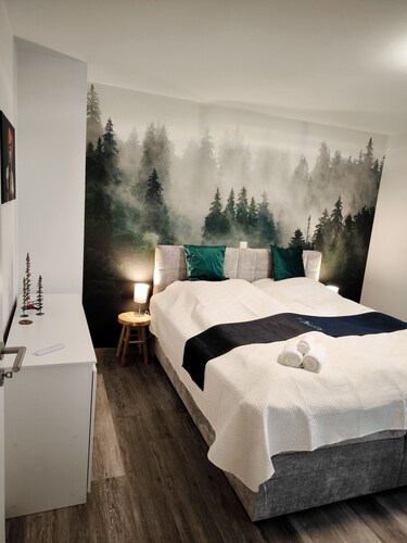 Ferienwohnung Kampic "Wald Suite"