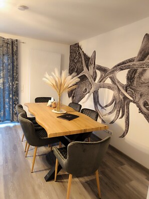 Dining - Vacation apartment Kampic "Forest Suite" (Rottweil)