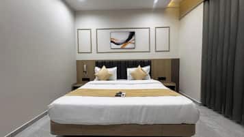 Deluxe Double Room, City View