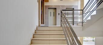 HOTEL LEGENTA