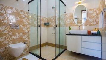 Villa Luxe, vue jardin | Salle de bain