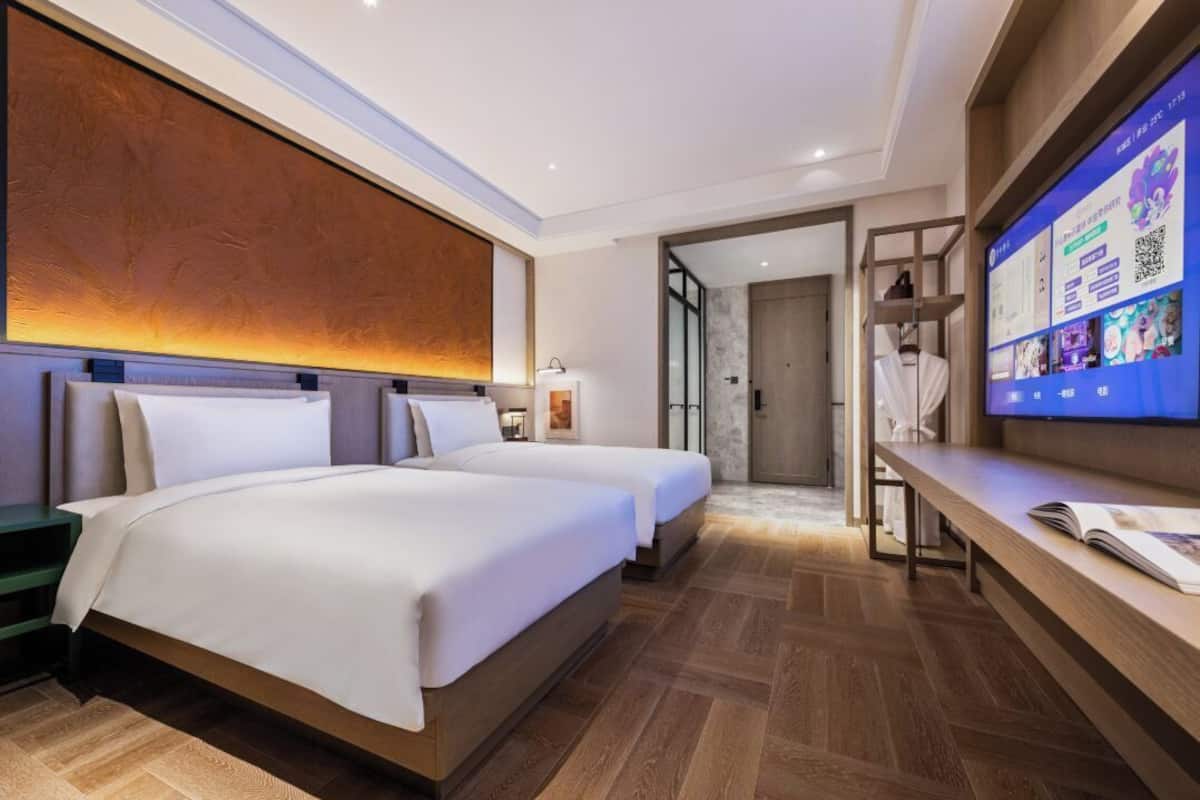 Signature Double or Twin Room, Courtyard View