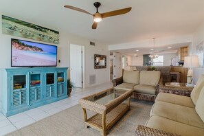Living area - Marks Beachfront Condo with 3rd Floor Balcony | Amazing Views + Pool (South Padre Island)