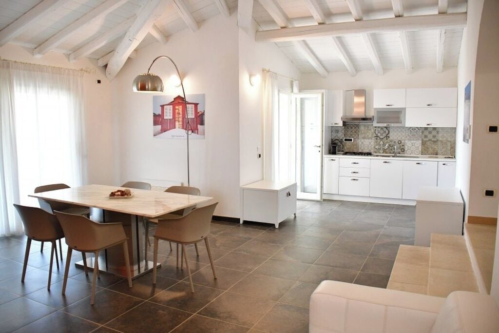 Superior Villa, Patio, Garden View | Tempat makan