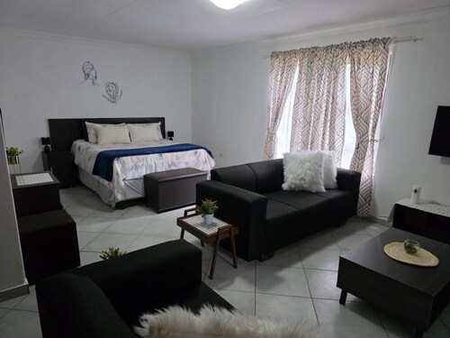 The Klip Pot is a Open Plan Self Catering Unit