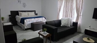 The Klip Pot is a Open Plan Self Catering Unit