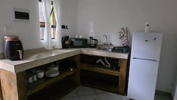 House, 2 Bedrooms, Smoking, Garden View | Interior