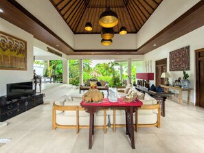 Living area - Villa Athaya Pererenan by Beranda (Canggu)