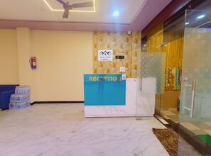 Lobby - Hotel Shree Raghunandan Palace (Ujjain)