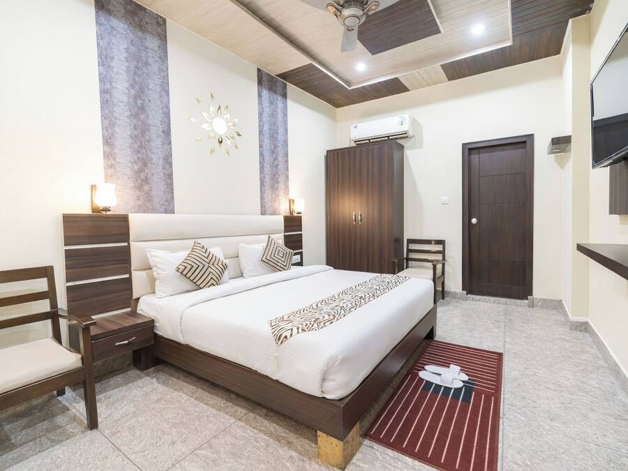 Deluxe Double Room, Air conditioning | View from room