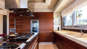 Ảnh chưa phân loại, 5 trong số 61 ảnh, nút