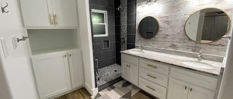 Shower, towels, toilet paper