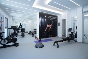Fitness facility - THE EDGE Luxurious Penthouse Shared Gym (Kallithea)