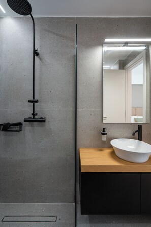 Luxury Apartment | Bathroom | Hair dryer, towels, soap, shampoo - THE EDGE Luxurious Penthouse Shared Gym (Kallithea)