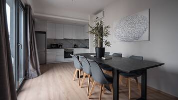 Luxury Apartment | Dining