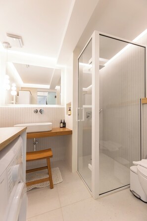 Bathroom - White Embrace | Naxos Town Apartment (Naxos)