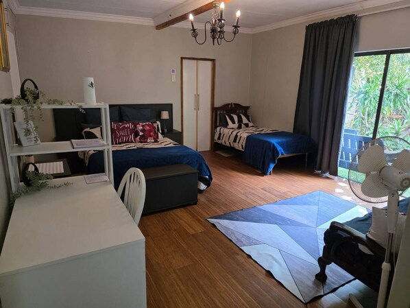 Casa, 2 habitaciones, para fumadores, vista al jardín