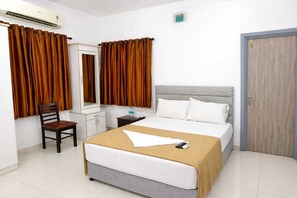 Standard Double Room - Seven Stones Stays (Chennai)