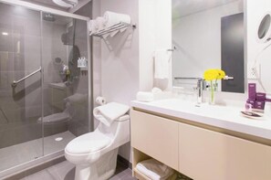 Bathroom - Vrbo Property (Ciudad de México)