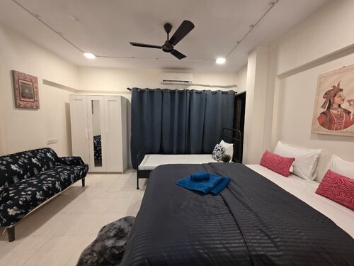 2BHK Service Apartment In Dadar - 402