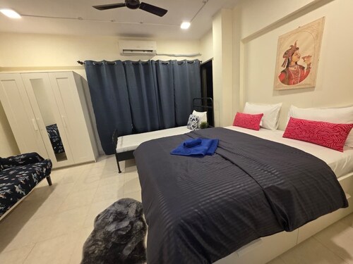 2BHK Service Apartment In Dadar - 402