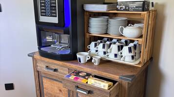Petit déjeuner buffet servi tous les jours en supplément