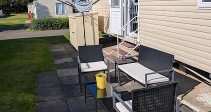 2 Bed - Sleeps 4 - Seton Sands Park
