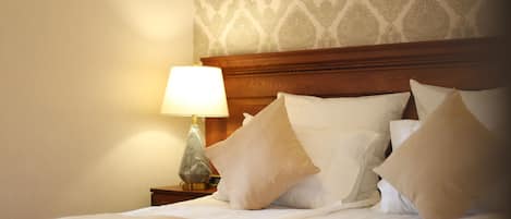 Double Room, City View | In-room safe, desk, soundproofing, iron/ironing board