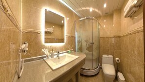 Bathroom - Passage Hotel Restaurant (Goris)