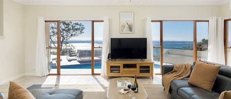 Smart TV