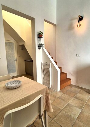 Interior - Apartment 'L'angolo Del Teatro' with Private Terrace and Air Conditioning (Galatone)